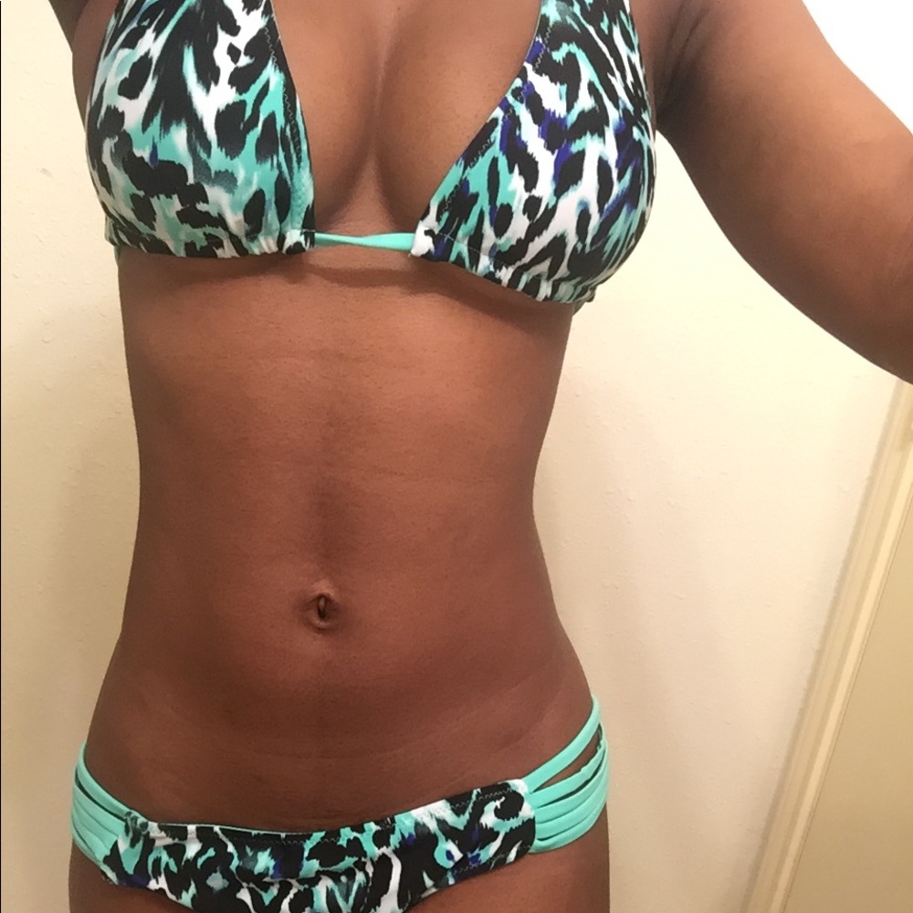 Blue cheetah print bathing suit 💙