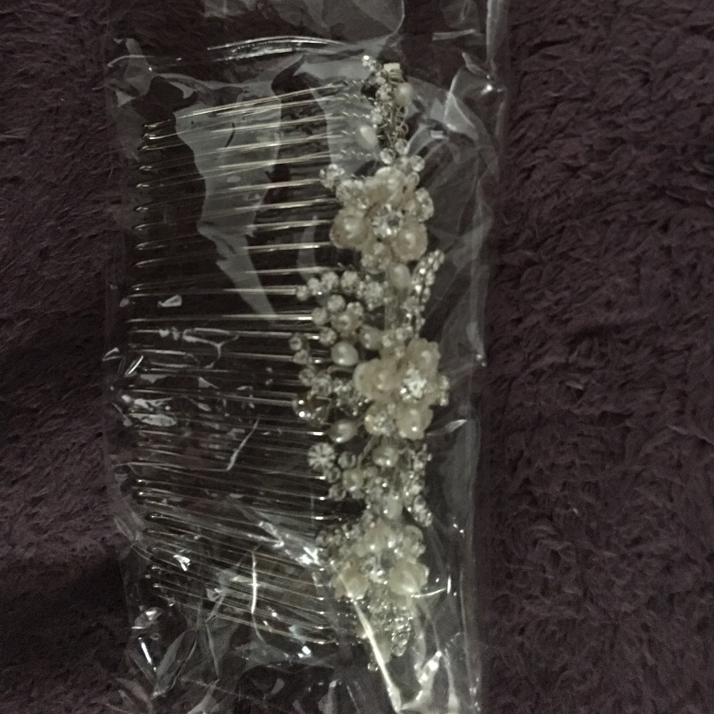 Wedding hair comb