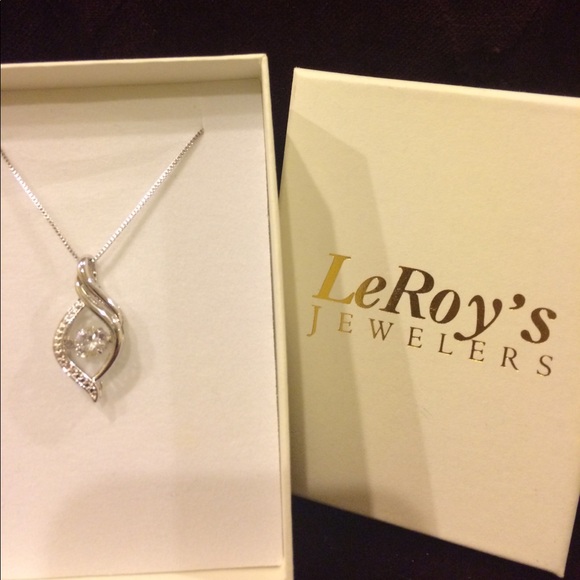 LeRoy's Jewlers Accessories Leroys Jewelers Drop Necklace Never