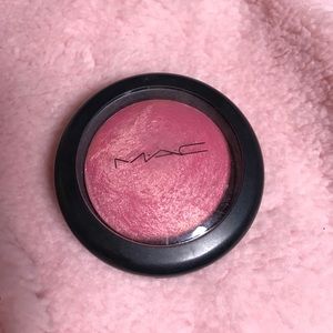 MAC Mineralized Blush in Petal Pusher