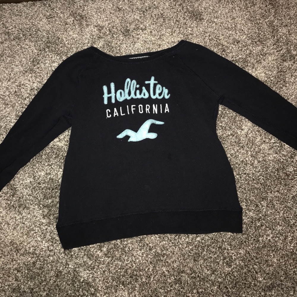 navy blue hollister long sleeve XS shirt