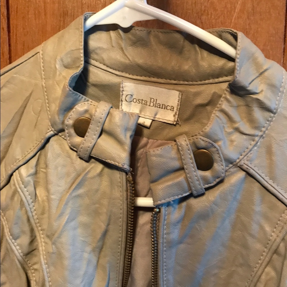 Jacket - Picture 2 of 6