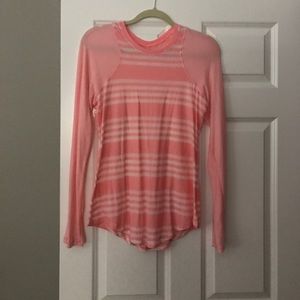 Lululemon top