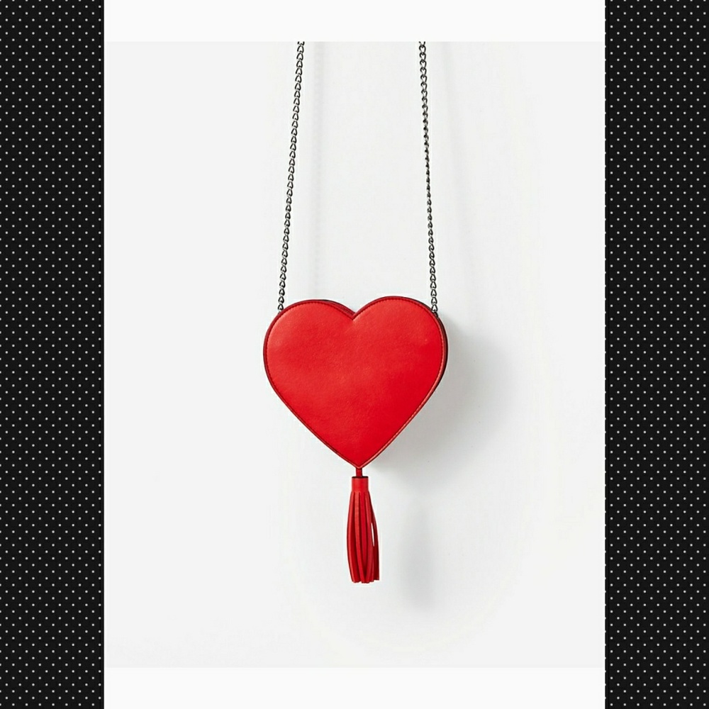 Express Red Heart Tassel Chain Crossbody Bag