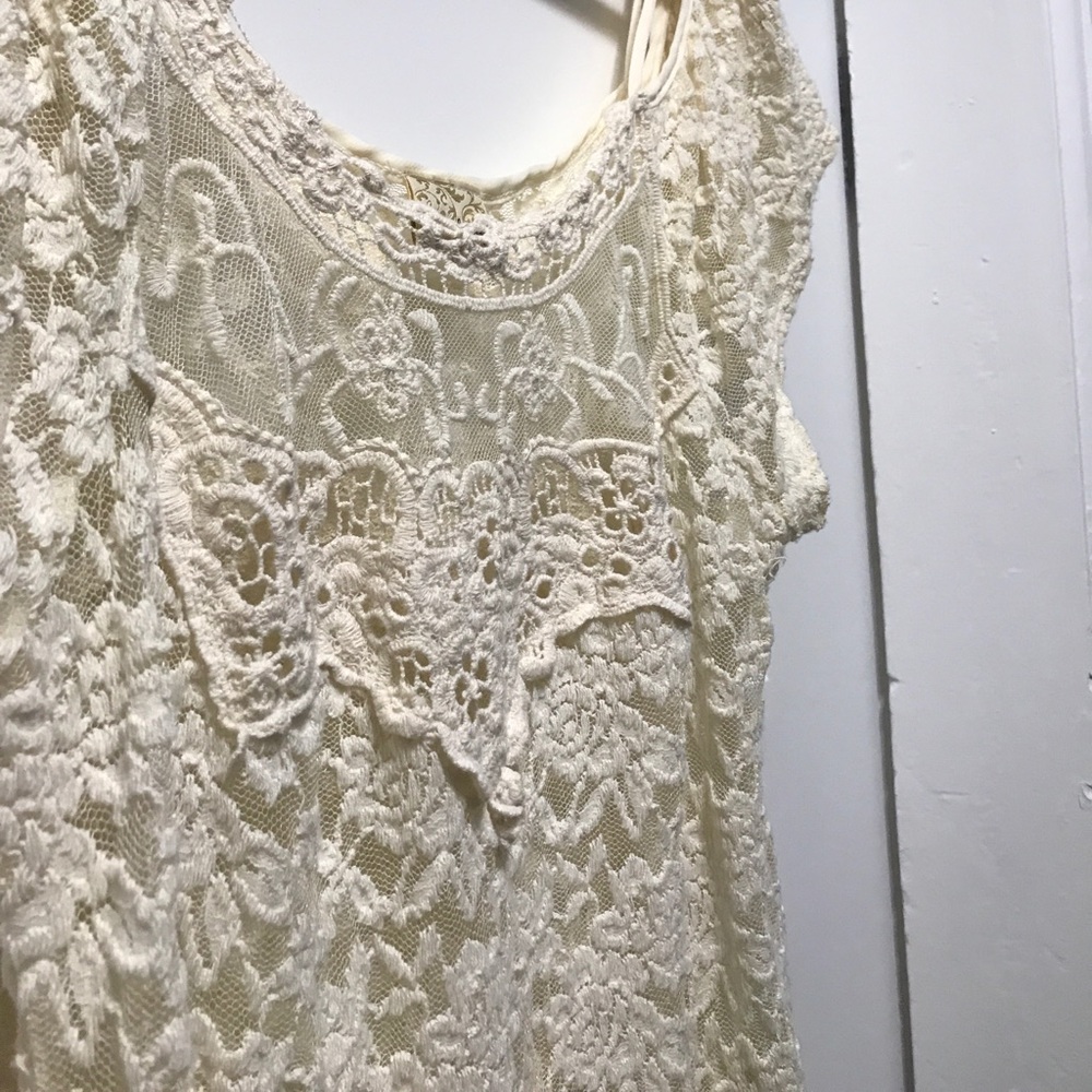Cream/Lace Top