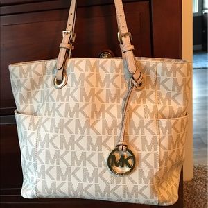 White Michael Kors purse