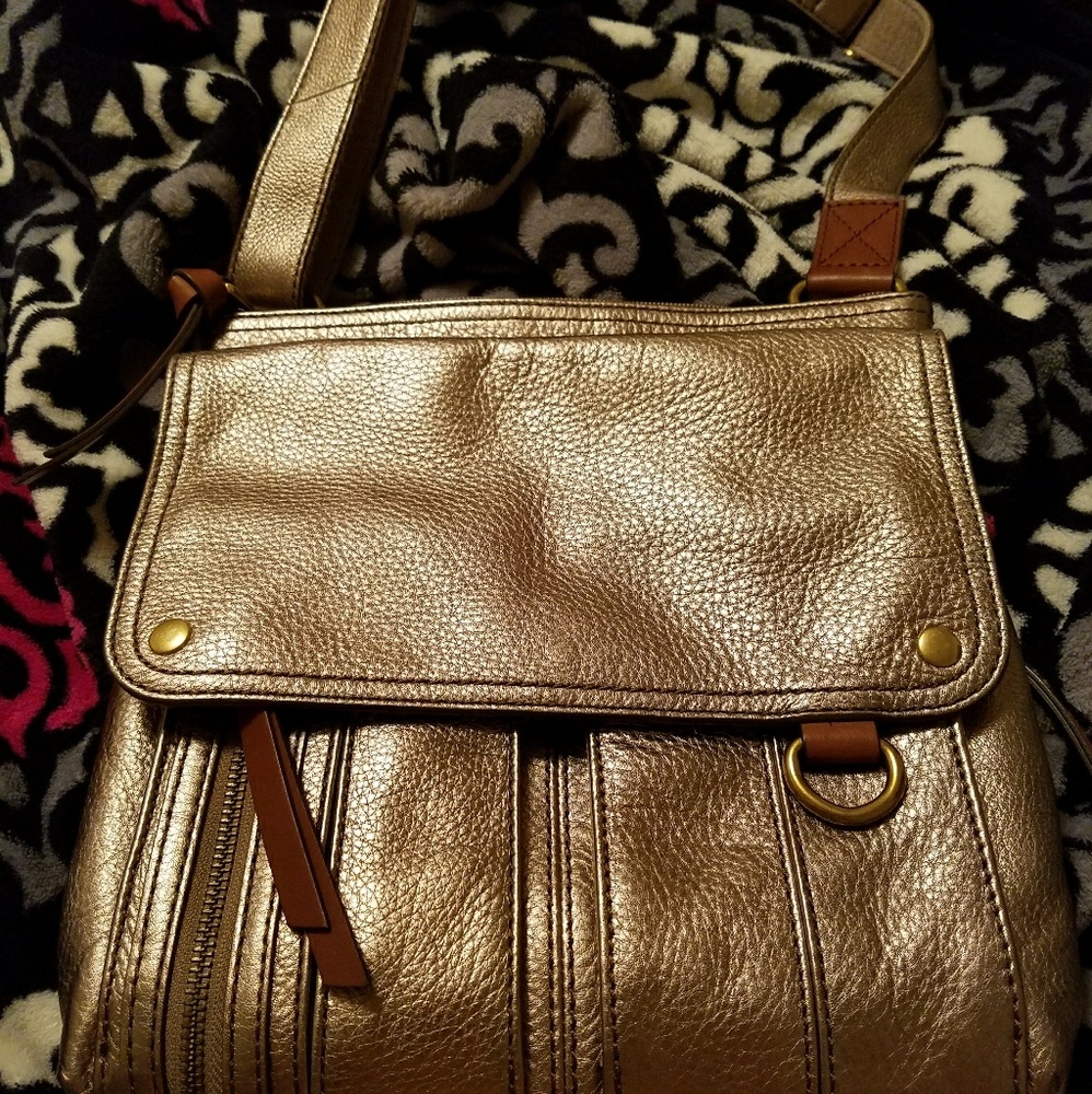 Gold fossil crossbody handbag
