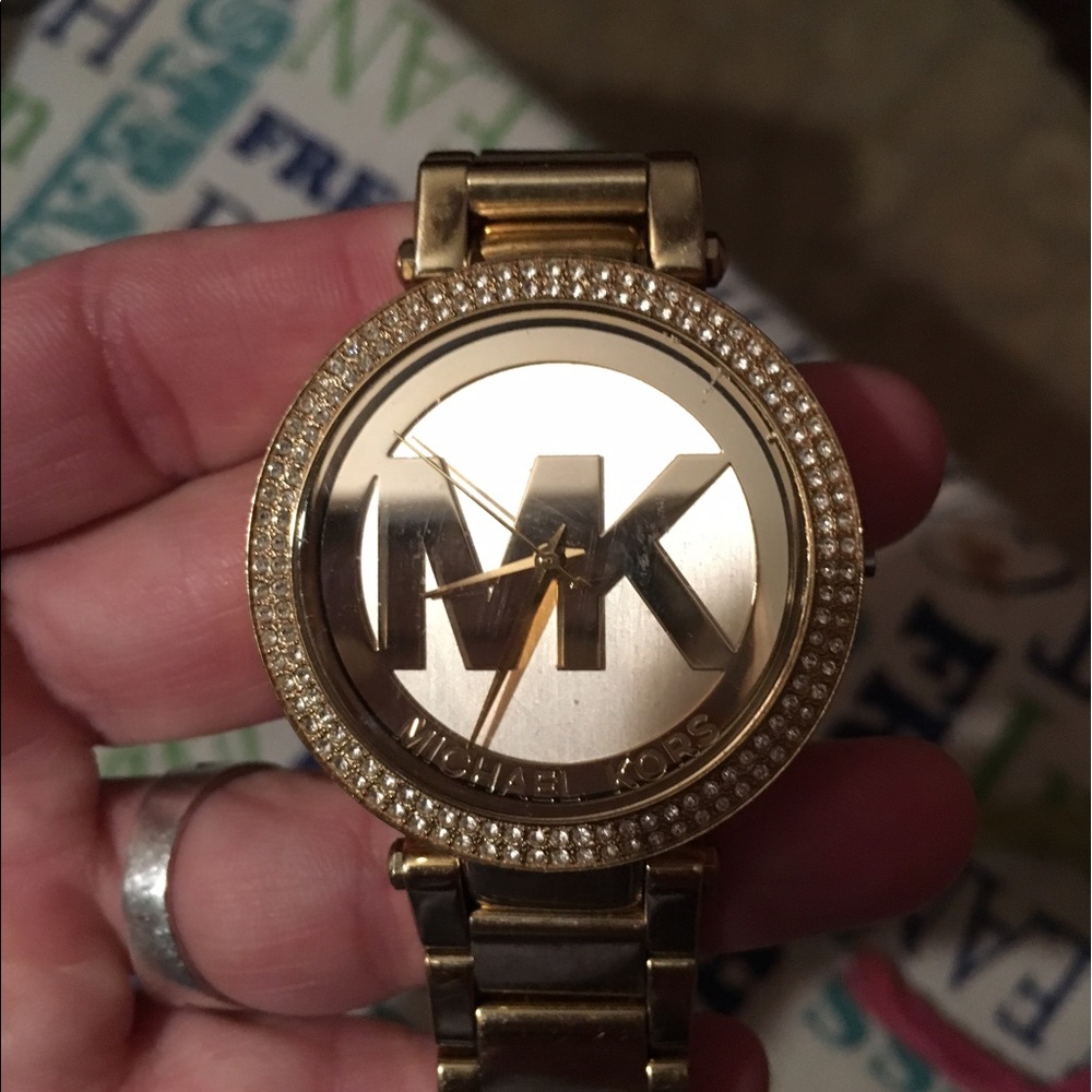 MK watch worn very little