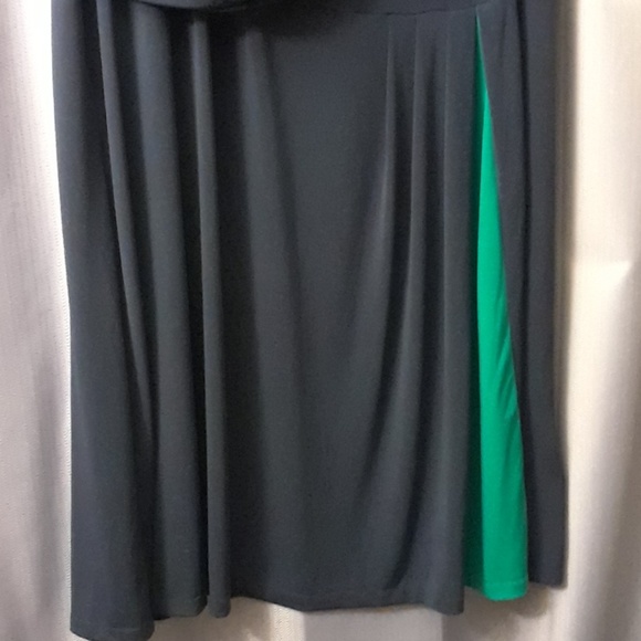 "Block Party" Dress - Picture 3 of 4