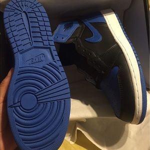 Royal 1s
