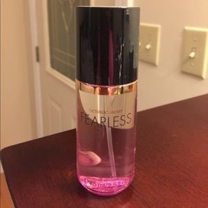 Victoria's Secret Fearless fragrance mist