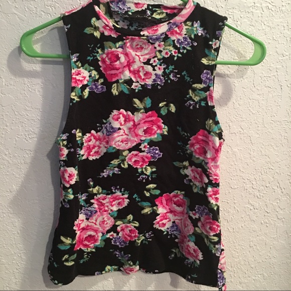 Floral Crop Top - Picture 1 of 3
