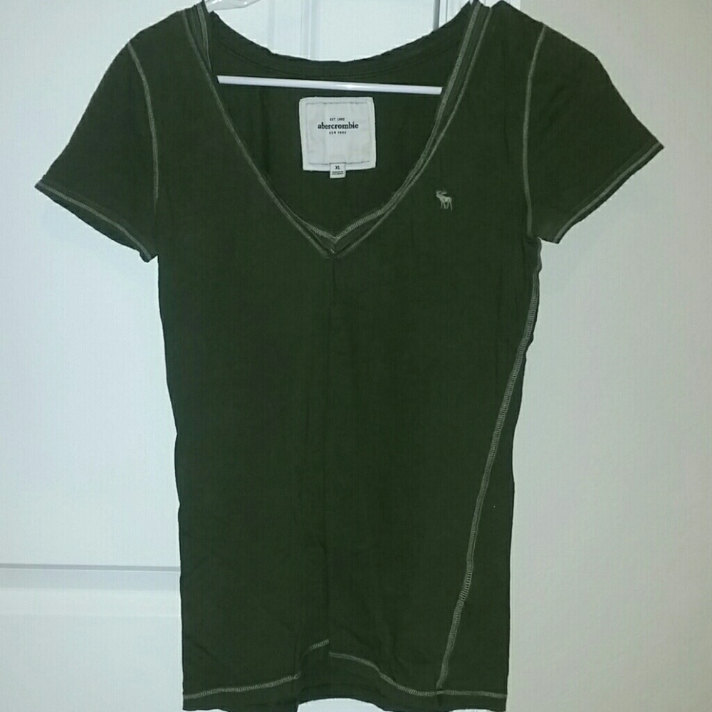 V-neck Short Sleeve