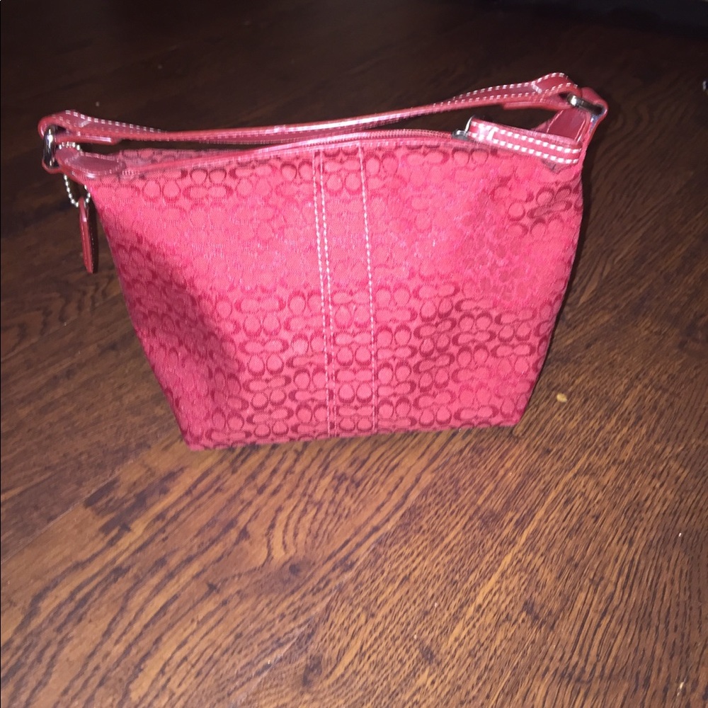 🚨SALE🚨 🌟Red Coach Purse🌟