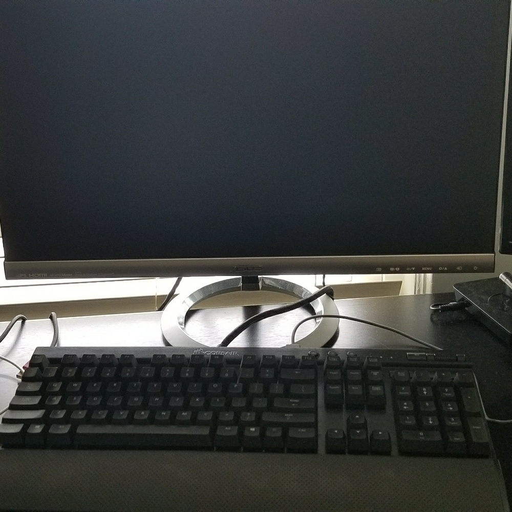 Monitors - Picture 2 of 3
