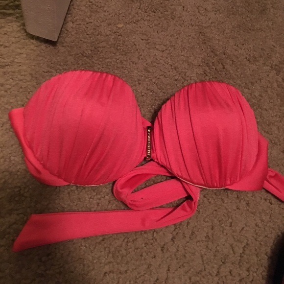 Bathing suit - Picture 1 of 1