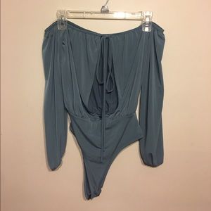 Sexy Off the Shoulder Windsor Bodysuit!!