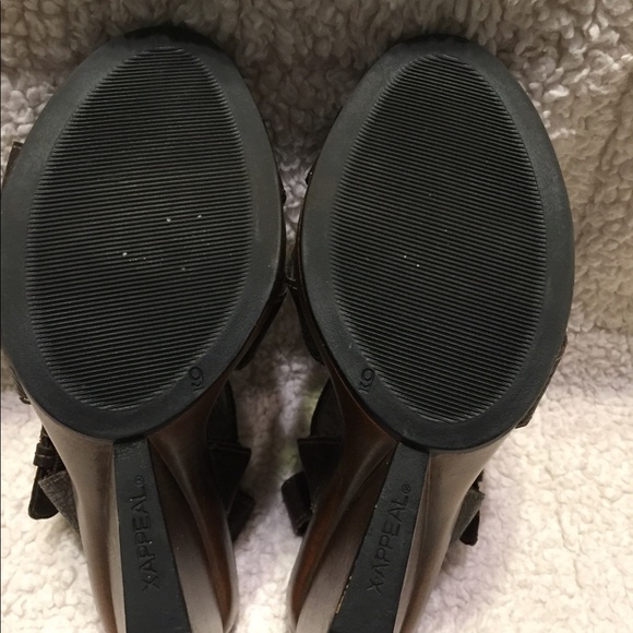 Dark brown strappy wedges - Picture 6 of 7