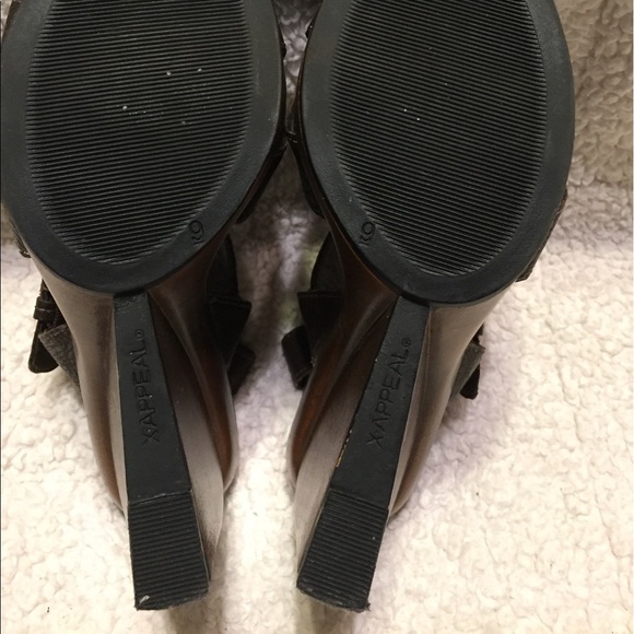 Dark brown strappy wedges - Picture 7 of 7