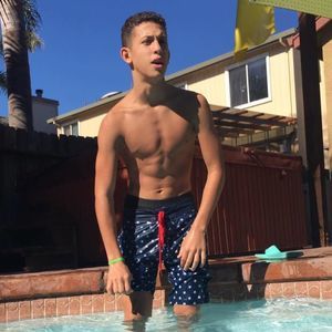 Meet your Posher, Jaime