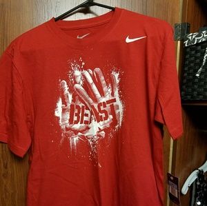 NWT Men's nike t shirt