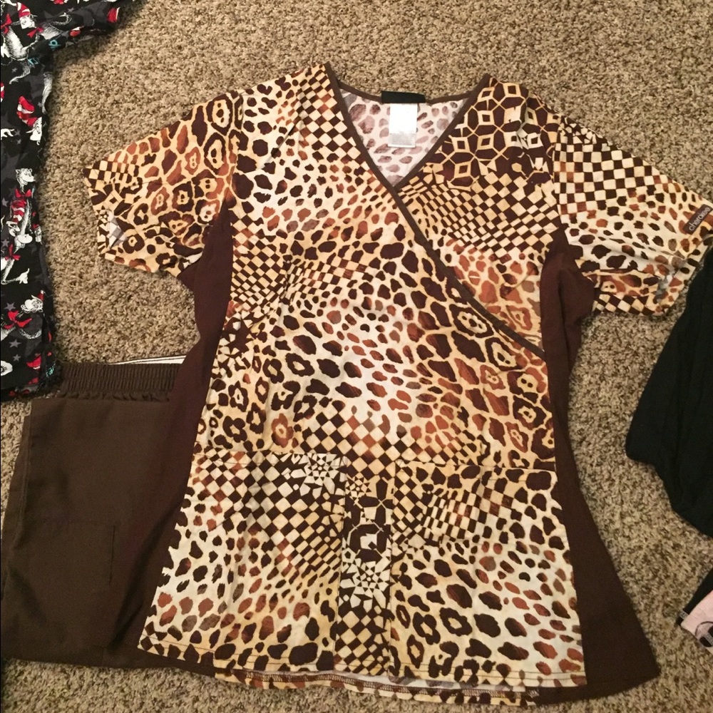 Cherokee scrub set