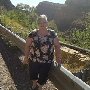 Meet your Posher, Peggy