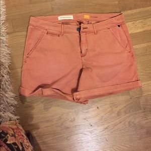 Anthropologie salmon shorts size 31