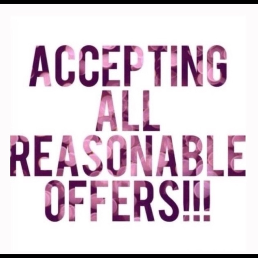 🌟 SUPER SALE - ENTIRE CLOSET!!🌟