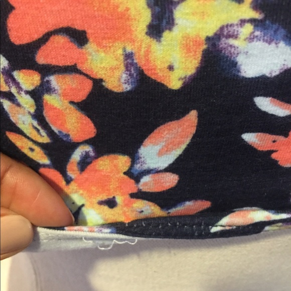 NWT Pacsun Floral Bandeau - Picture 3 of 4