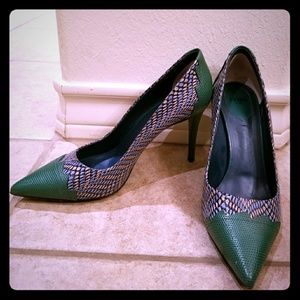 FENDI Size 40 FENDI Size 40