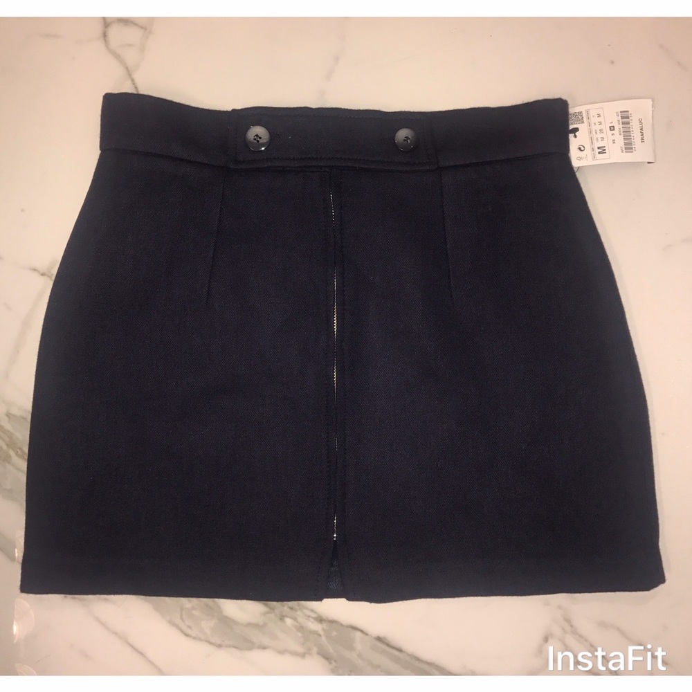 Zara Navy skirt with zipper detail