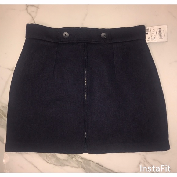 Zara Navy skirt with zipper detail - Picture 1 of 3