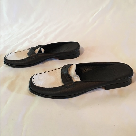 Sold - Picture 3 of 6