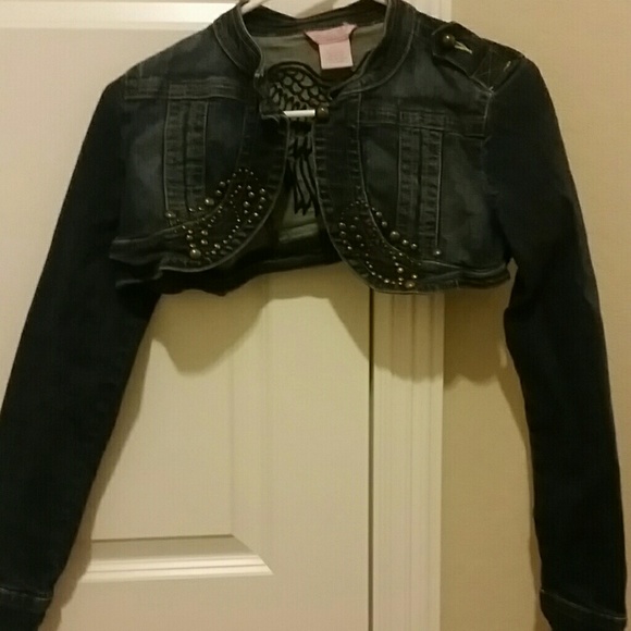 Cropped Jean Jacket - Picture 1 of 3
