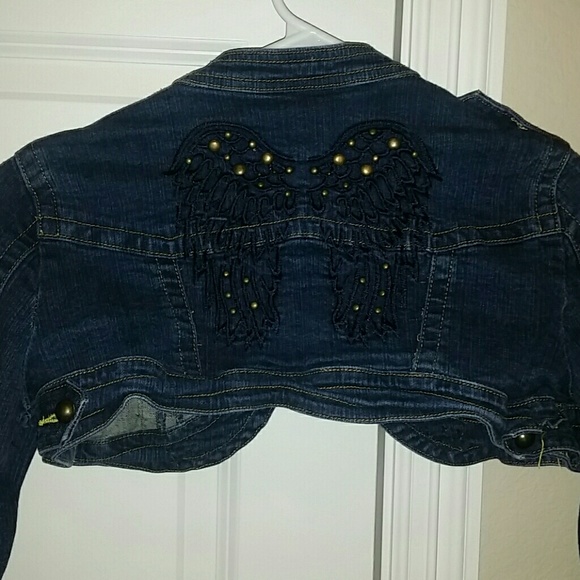 Cropped Jean Jacket - Picture 2 of 3