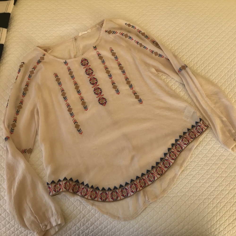Lush thin long sleeve shirt
