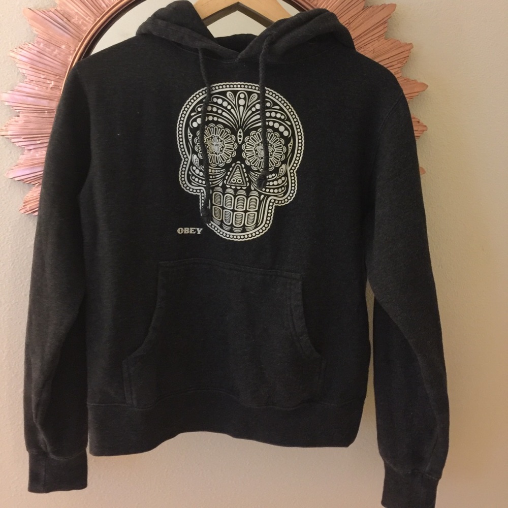 Obey sweatshirt