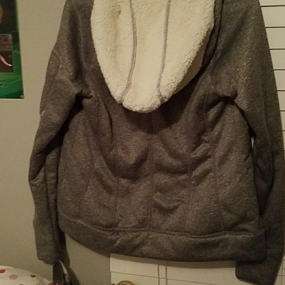 Jacket - Picture 4 of 4