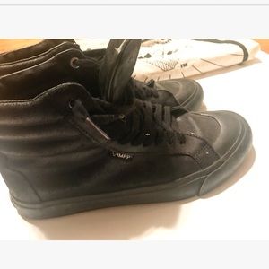 Impossible Possibility by Sisii Black Sneakers