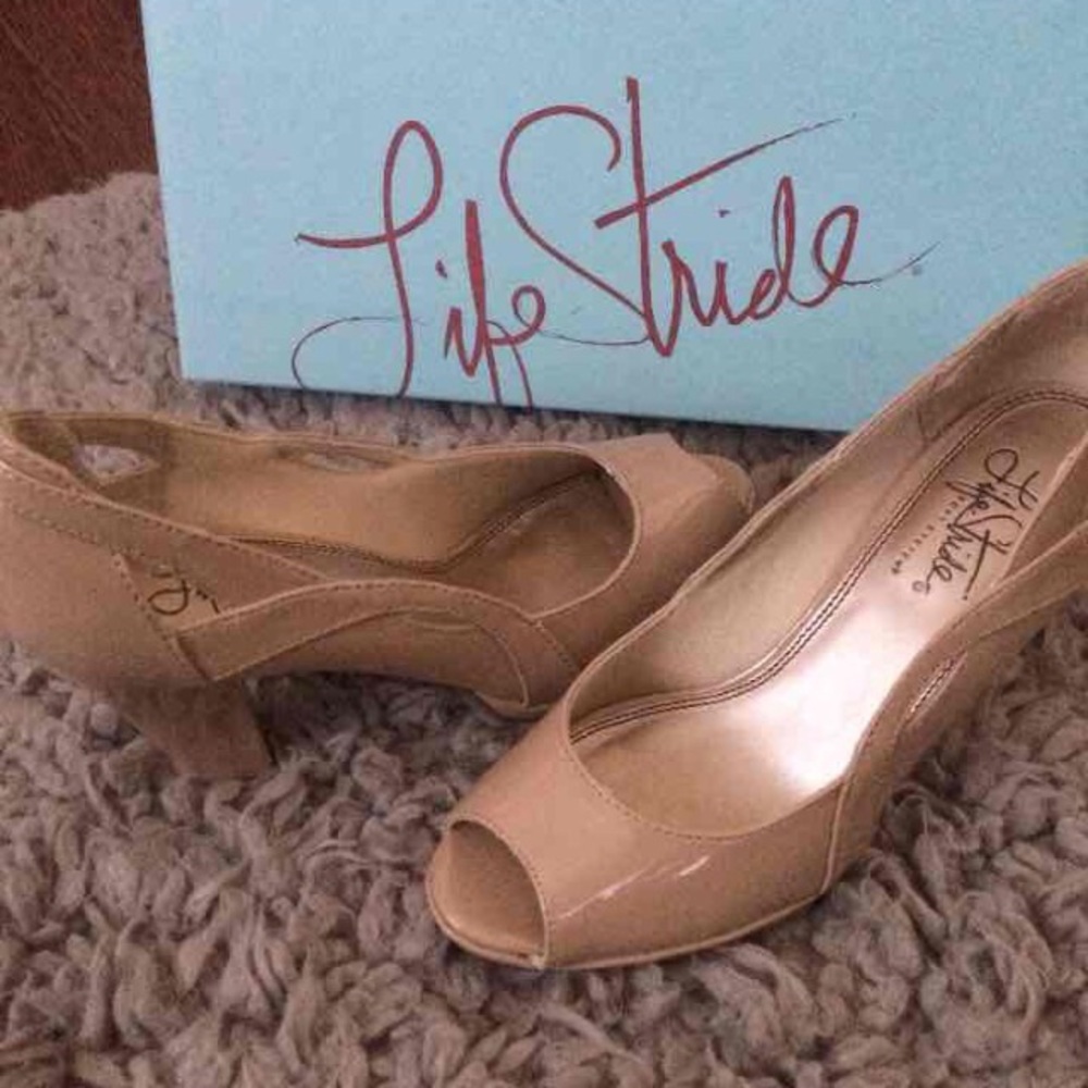 Pumps size 5.5