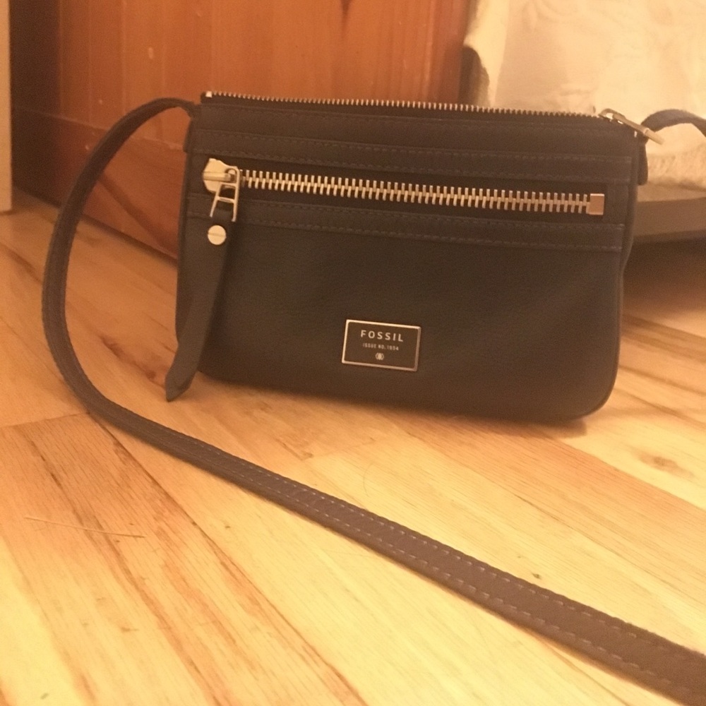 Navy blue fossil cross body