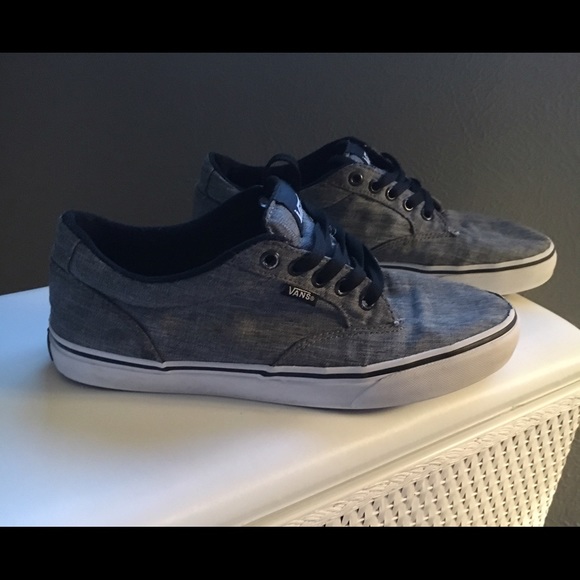 grey vans tennis shoes