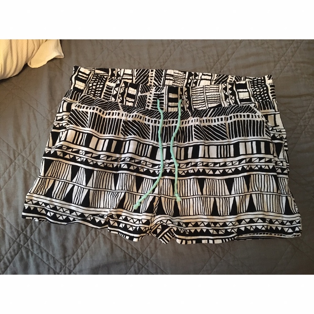 Flowy tribal pattern shorts!