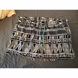 Flowy tribal pattern shorts!