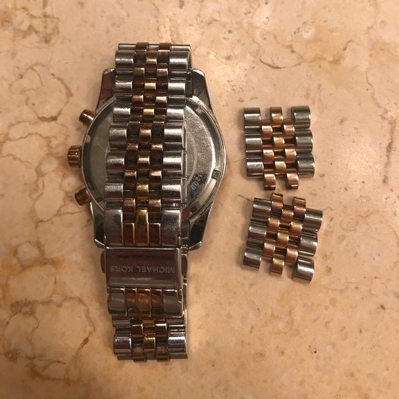 Michael Kors Watch - Picture 3 of 3