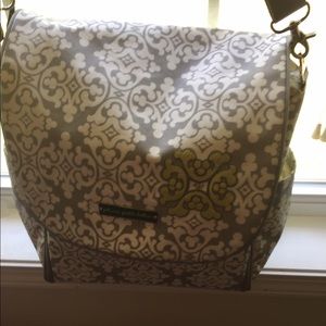 Petunia pickle bottom bag