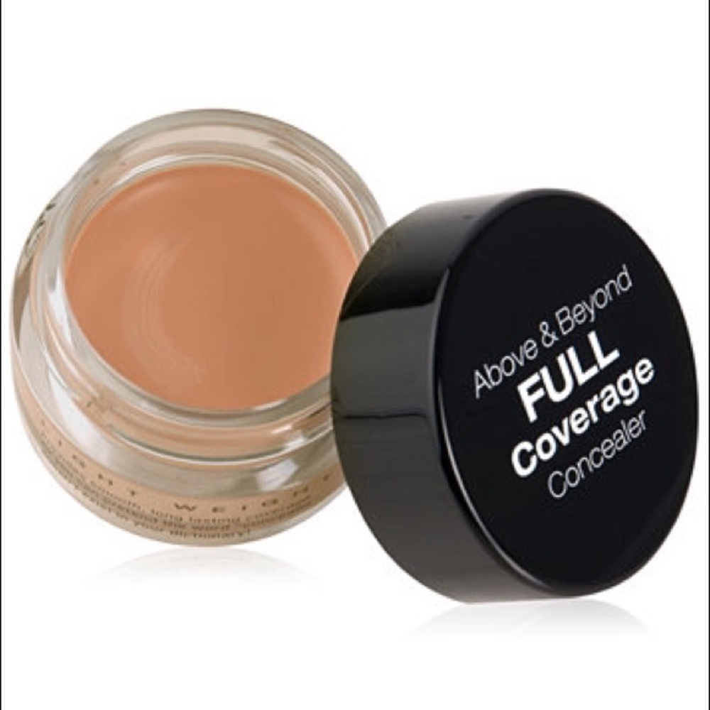 Nyx Concealer in tan