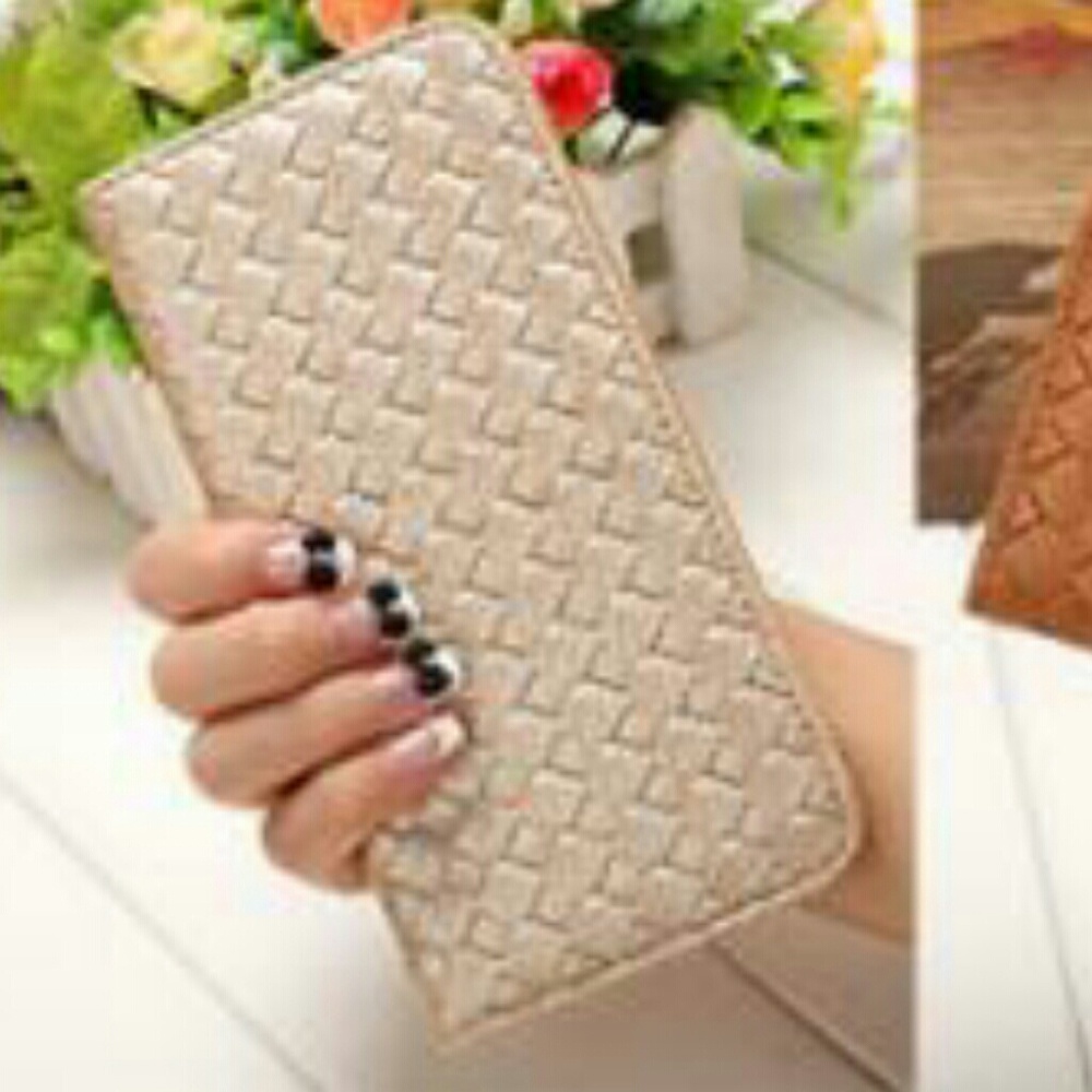 Clutch Wallet (Black/Champagne/Camel)