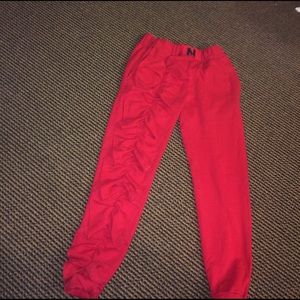 Red Nicopanda bow pants